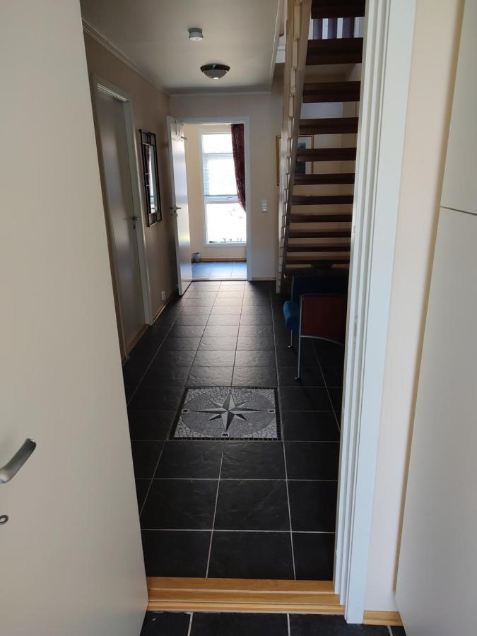 Tjeldsundbrua Overnatting - Sjohus1 Evenskjer Exterior foto