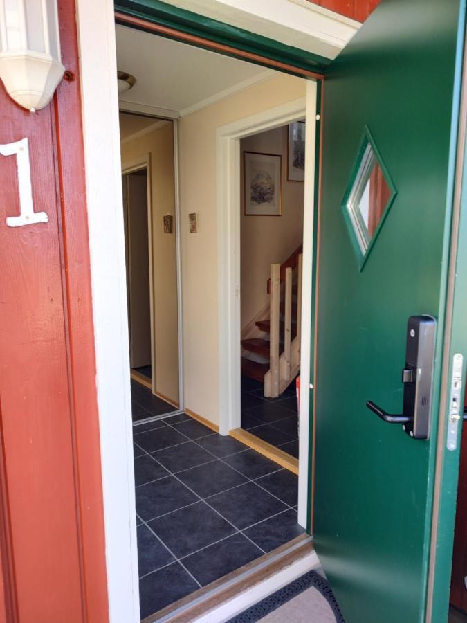 Tjeldsundbrua Overnatting - Sjohus1 Evenskjer Exterior foto
